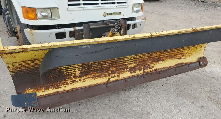 image for item GK9984 1992 International 4700  dump truck