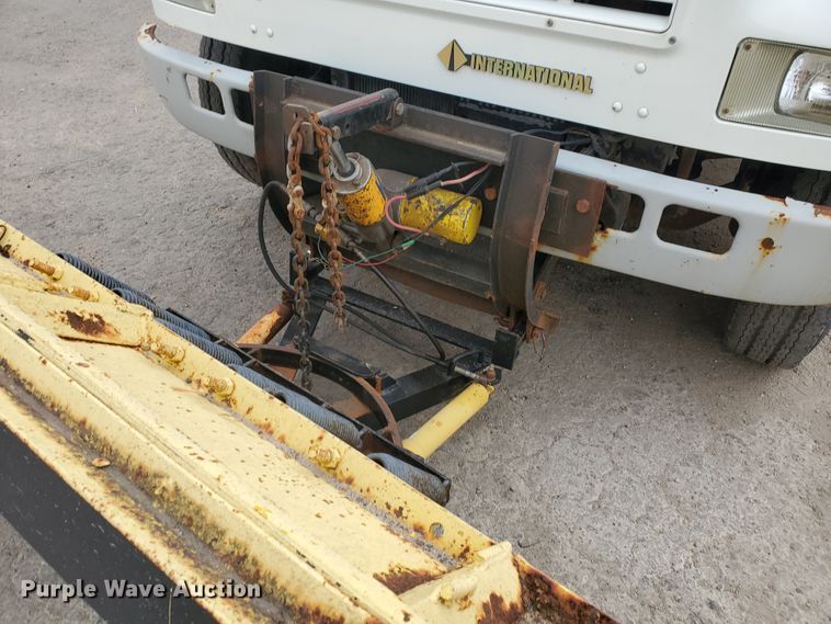 image for item GK9984 1992 International 4700  dump truck