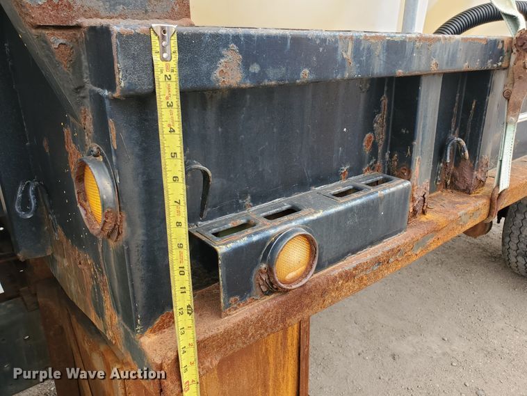 image for item GK9984 1992 International 4700  dump truck