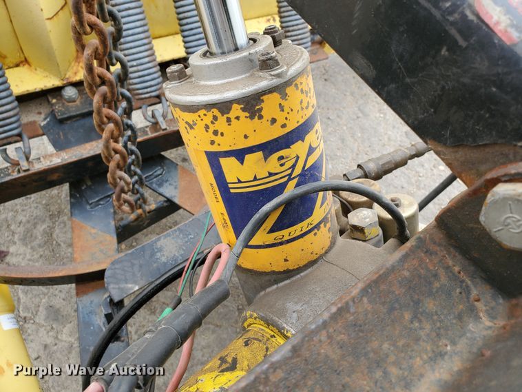 image for item GK9984 1992 International 4700  dump truck