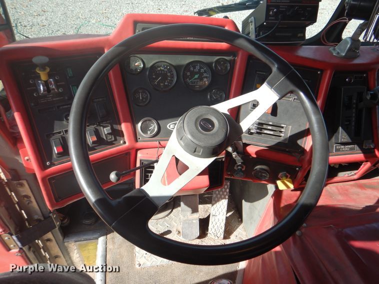 image for item ID9183 1992 E-one  pumper fire truck