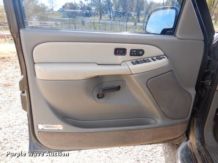 image for item ID9185 2001 Chevrolet Tahoe  SUV