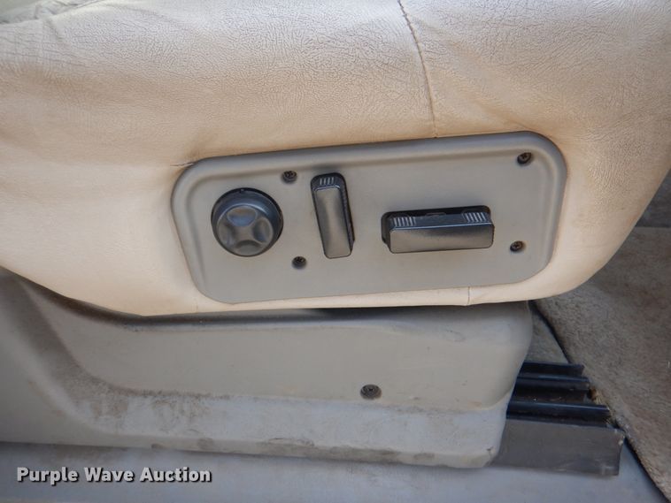 image for item ID9185 2001 Chevrolet Tahoe  SUV