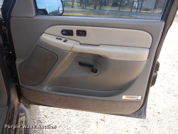 image for item ID9185 2001 Chevrolet Tahoe  SUV