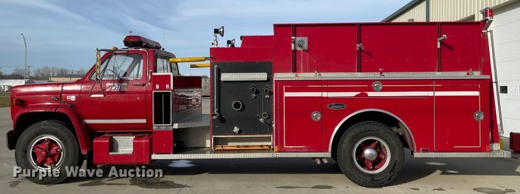 image for item IJ9508 1989 GMC C7000  pumper fire truck