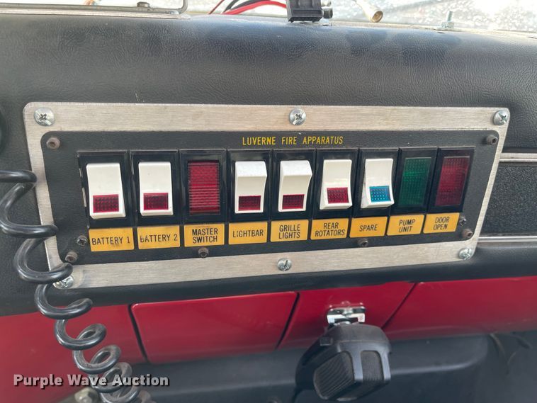 image for item IJ9508 1989 GMC C7000  pumper fire truck