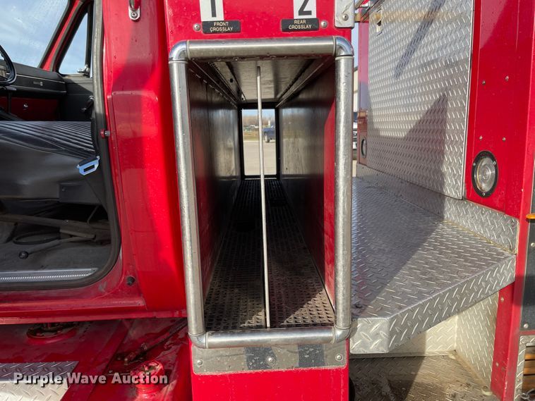 image for item IJ9508 1989 GMC C7000  pumper fire truck