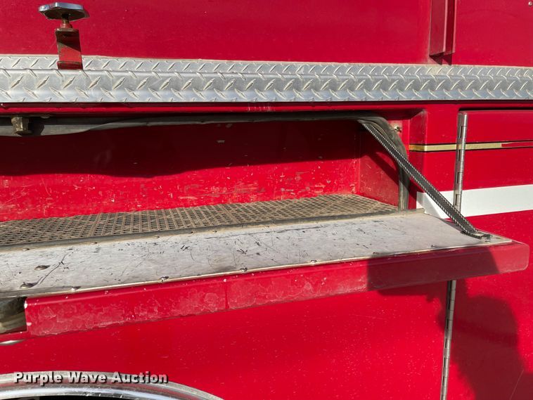 image for item IJ9508 1989 GMC C7000  pumper fire truck