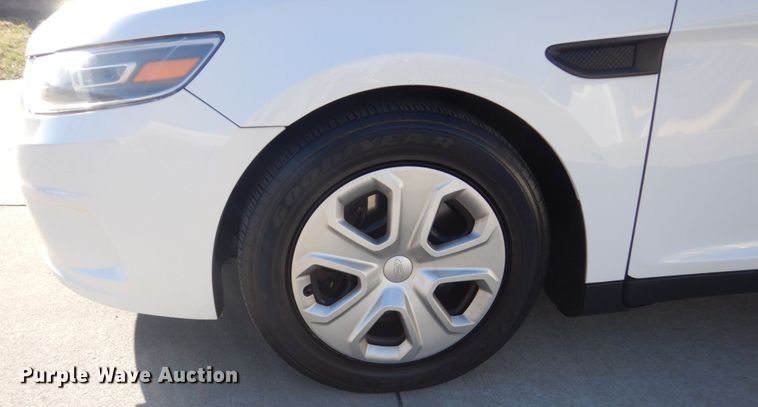image for item IU9778 2015 Ford Taurus Police Interceptor