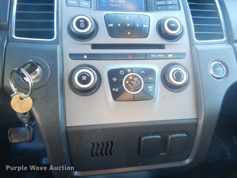 image for item IU9779 2017 Ford Taurus Police Interceptor