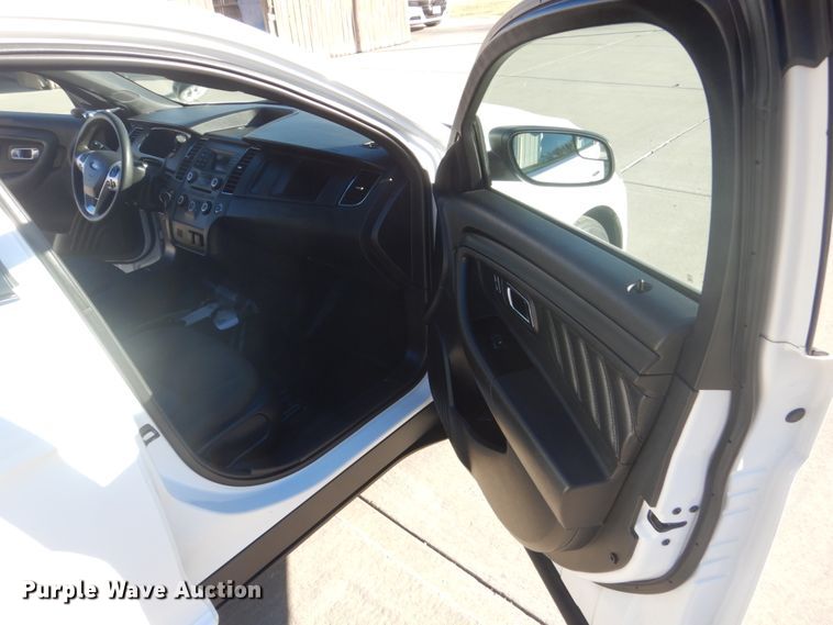 image for item IU9779 2017 Ford Taurus Police Interceptor