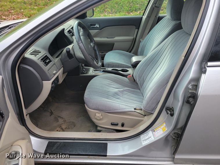 image for item IV9719 2010 Ford Fusion