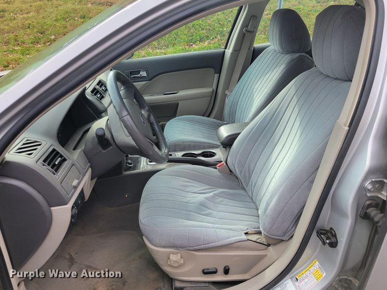 image for item IV9719 2010 Ford Fusion