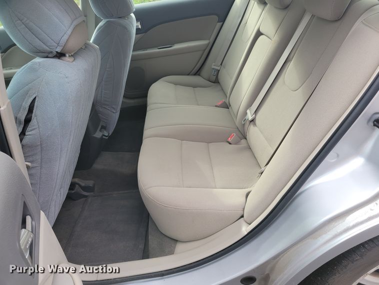 image for item IV9719 2010 Ford Fusion