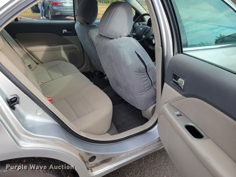 image for item IV9719 2010 Ford Fusion