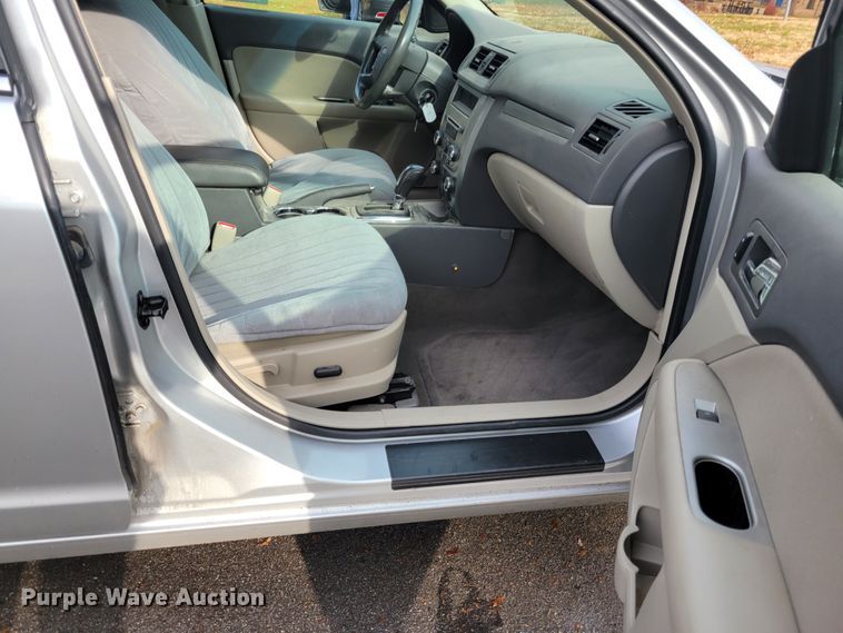 image for item IV9719 2010 Ford Fusion