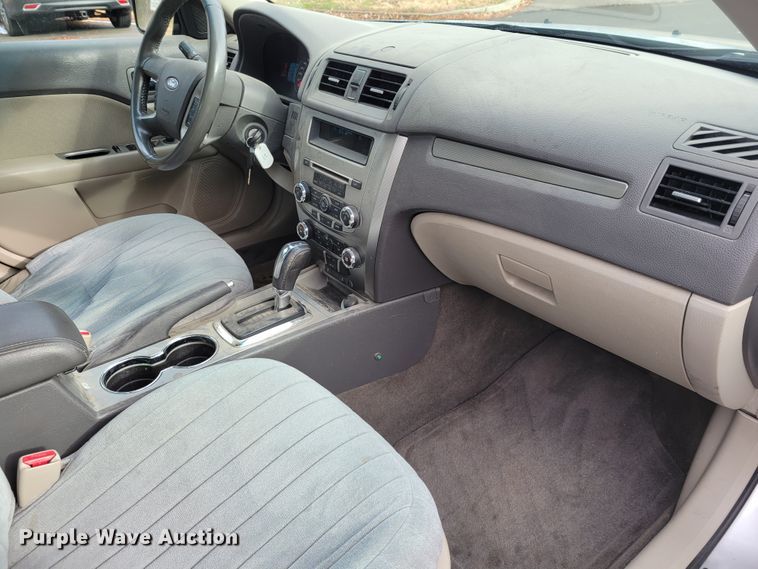 image for item IV9719 2010 Ford Fusion