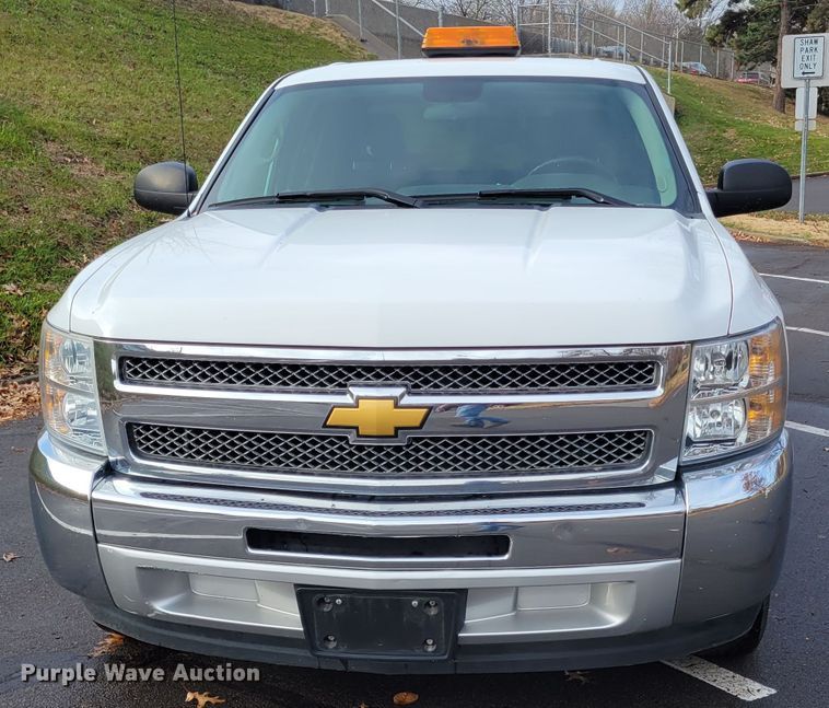 image for item IV9720 2012 Chevrolet Silverado 1500  Crew Cab pickup truck
