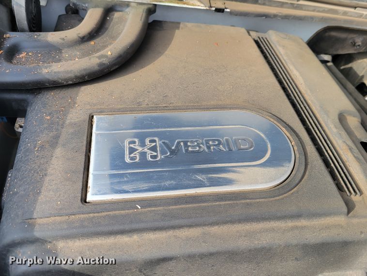 image for item IV9720 2012 Chevrolet Silverado 1500  Crew Cab pickup truck