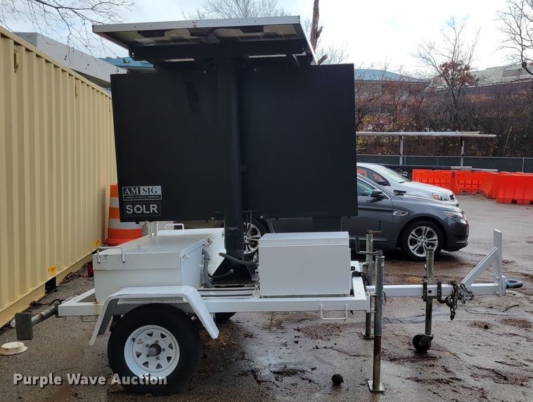 image for item IV9721 2011 American Signal  message board trailer