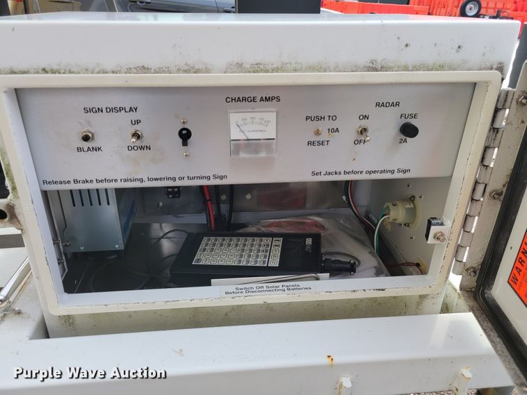 image for item IV9721 2011 American Signal  message board trailer