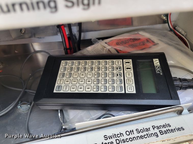 image for item IV9721 2011 American Signal  message board trailer