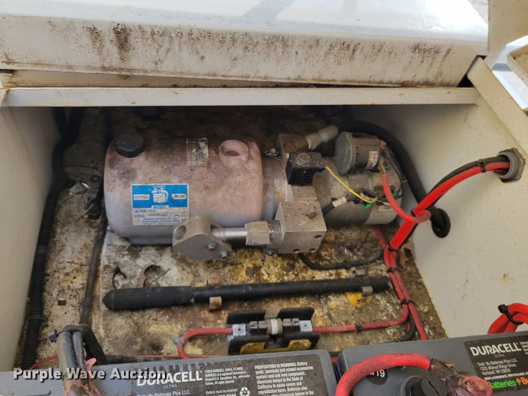 image for item IV9721 2011 American Signal  message board trailer