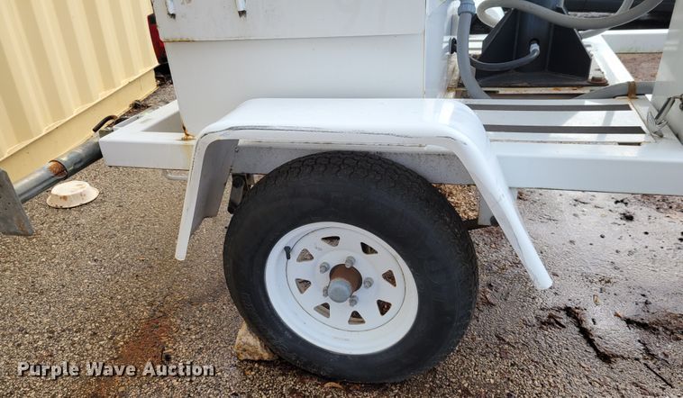 image for item IV9721 2011 American Signal  message board trailer