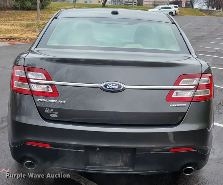 image for item IV9723 2016 Ford Taurus