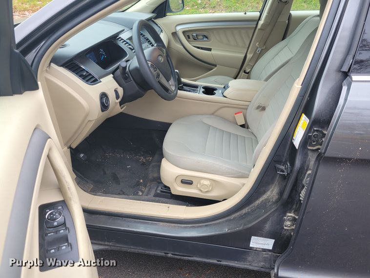 image for item IV9723 2016 Ford Taurus