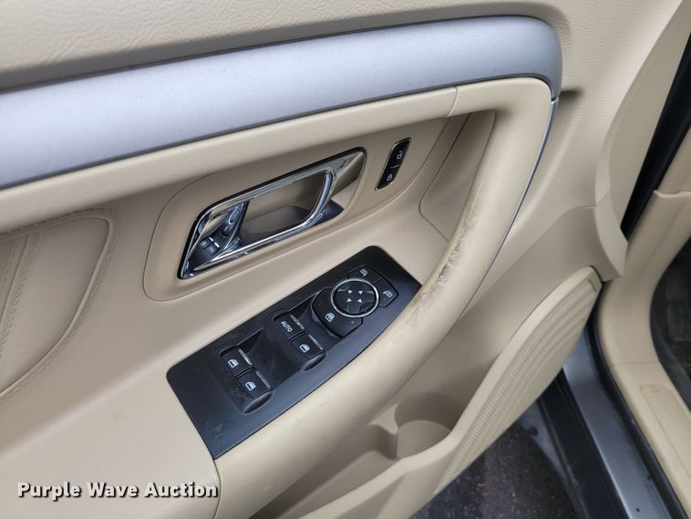 image for item IV9723 2016 Ford Taurus