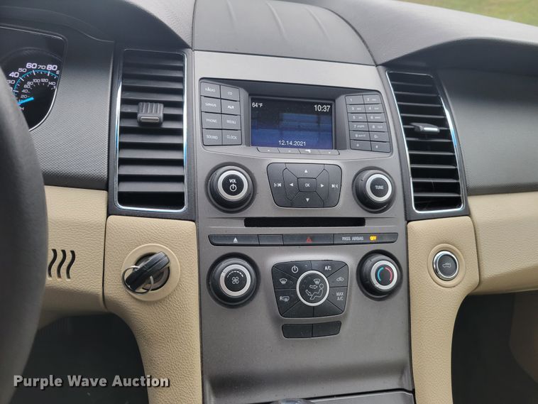 image for item IV9723 2016 Ford Taurus