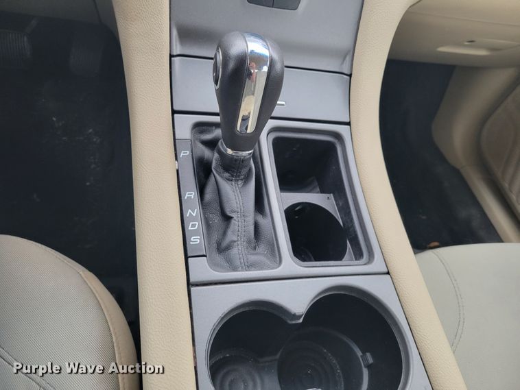 image for item IV9723 2016 Ford Taurus