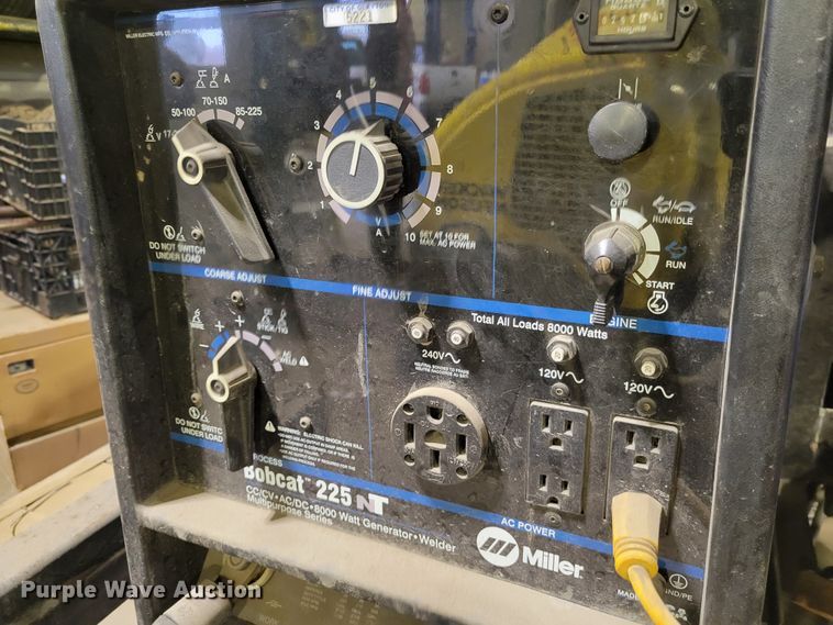 image for item IV9725 Miller Bobcat 225NT  welder/generator