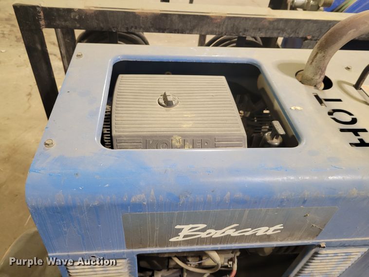 image for item IV9725 Miller Bobcat 225NT  welder/generator