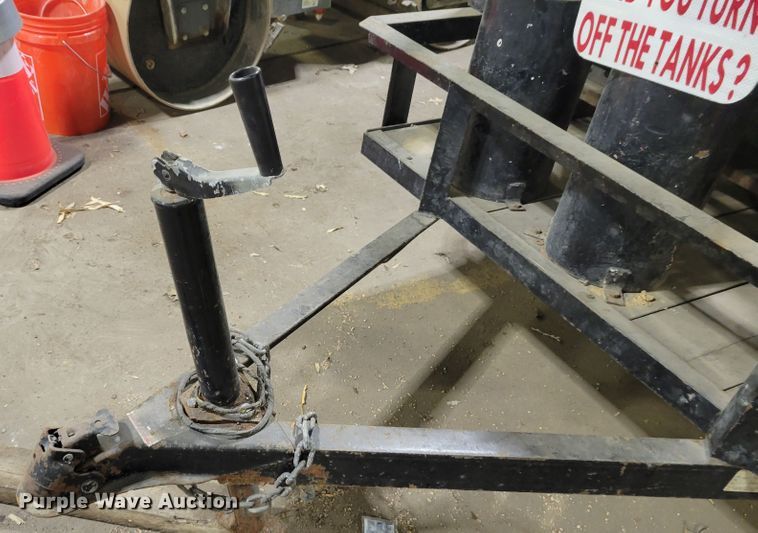 image for item IV9725 Miller Bobcat 225NT  welder/generator