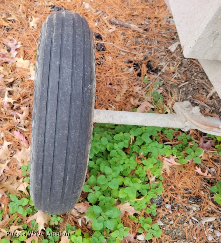 image for item IV9726 Essick 93  concrete mixer