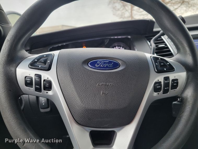 image for item IV9727 2017 Ford Taurus Police Interceptor