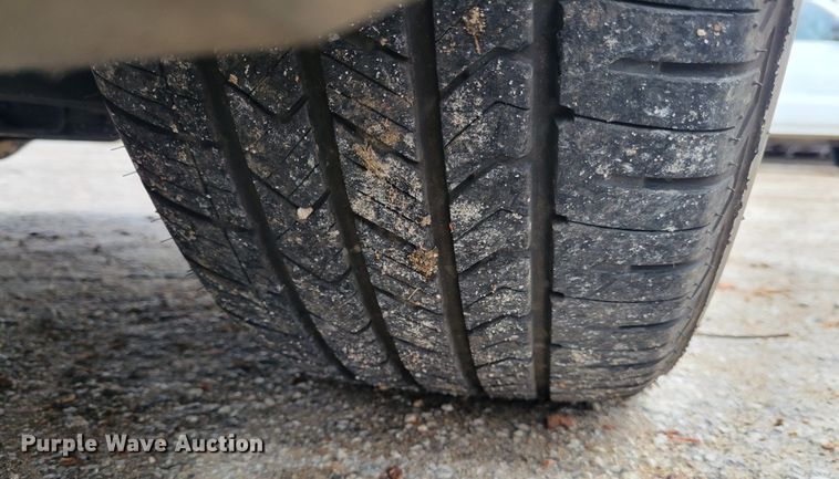 image for item IV9727 2017 Ford Taurus Police Interceptor