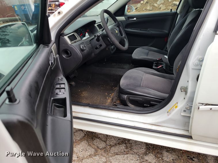 image for item IV9728 2012 Chevrolet Impala Police Cruiser