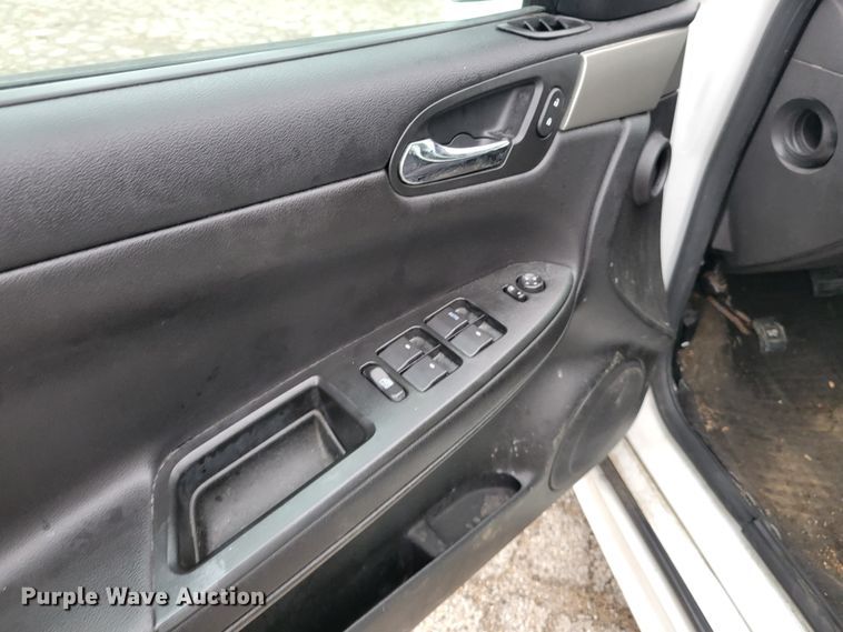 image for item IV9728 2012 Chevrolet Impala Police Cruiser