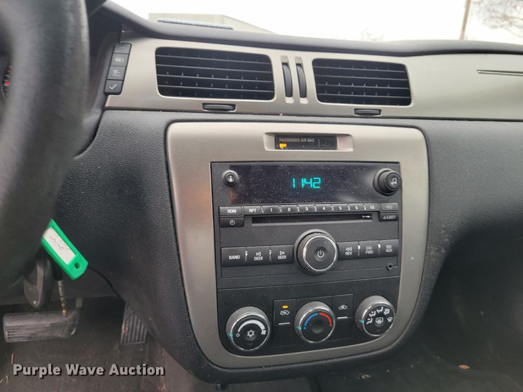 image for item IV9728 2012 Chevrolet Impala Police Cruiser