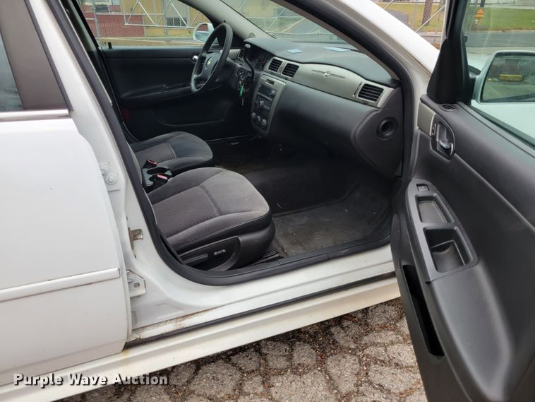 image for item IV9728 2012 Chevrolet Impala Police Cruiser