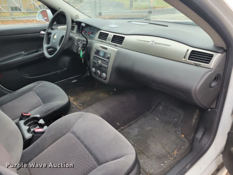 image for item IV9728 2012 Chevrolet Impala Police Cruiser