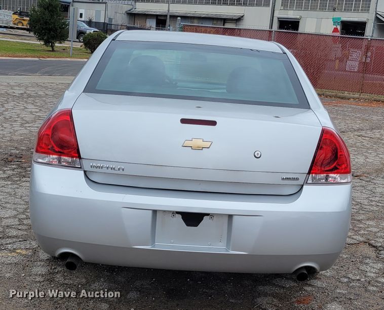 image for item IV9729 2016 Chevrolet Impala Limited Police Cruiser