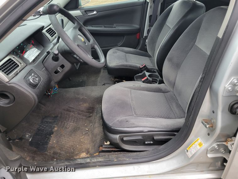 image for item IV9729 2016 Chevrolet Impala Limited Police Cruiser