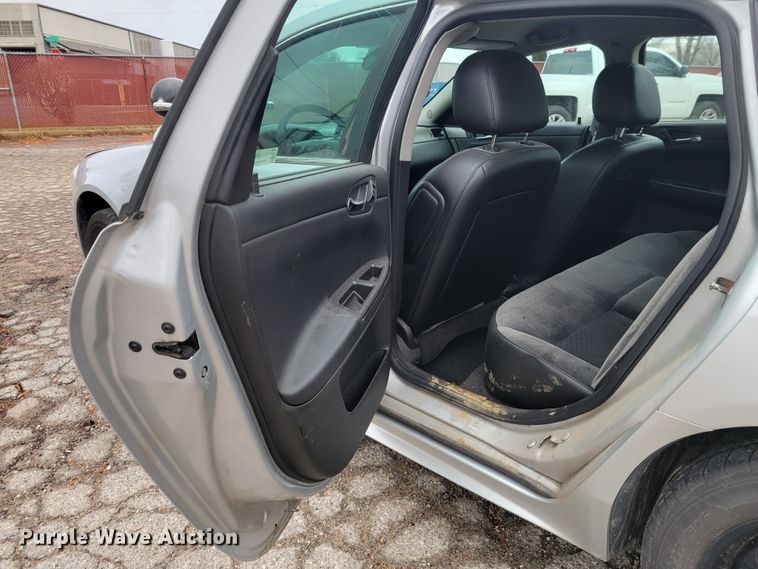 image for item IV9729 2016 Chevrolet Impala Limited Police Cruiser