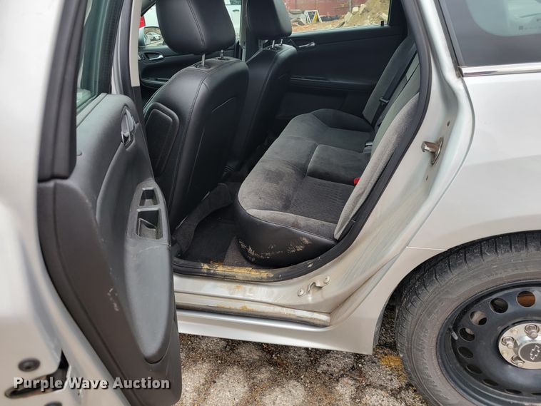 image for item IV9729 2016 Chevrolet Impala Limited Police Cruiser