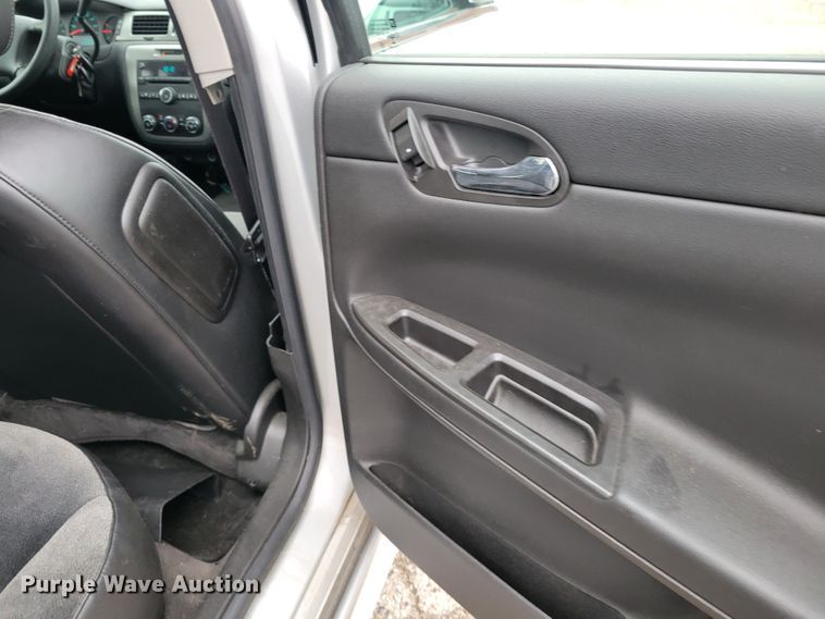 image for item IV9729 2016 Chevrolet Impala Limited Police Cruiser