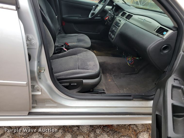 image for item IV9729 2016 Chevrolet Impala Limited Police Cruiser